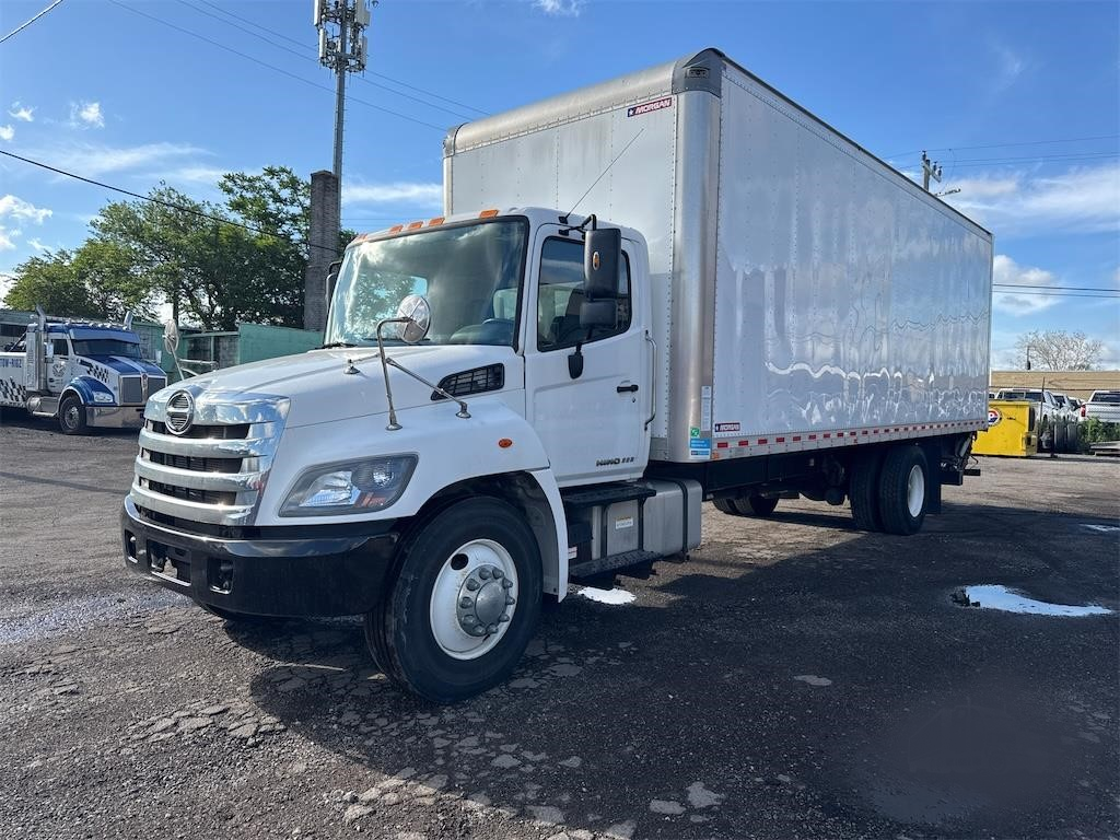 2020 Hino 338