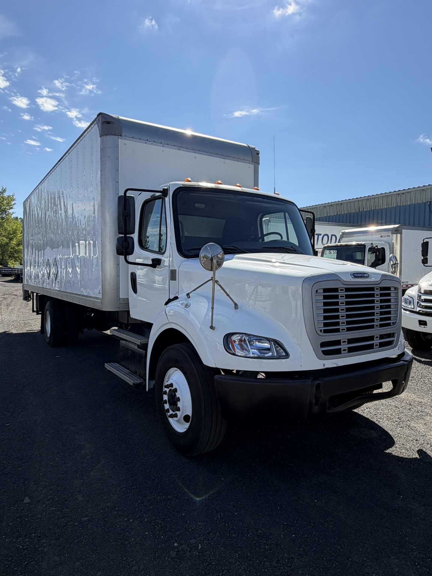 2021 Freightliner M2