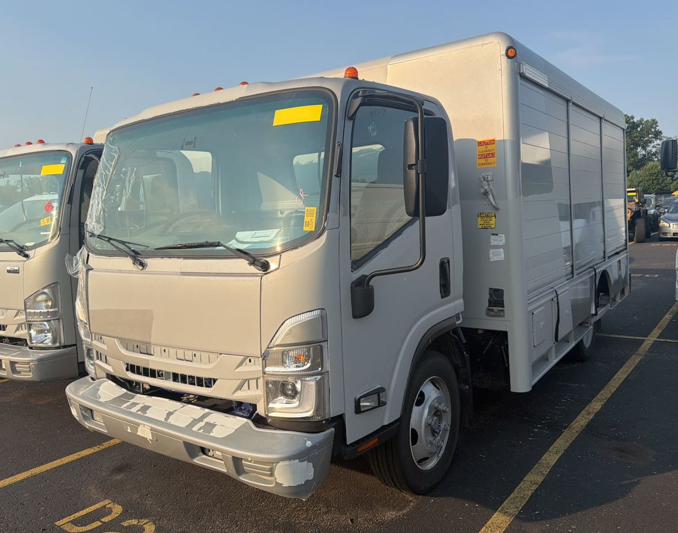 2024 Isuzu NRR