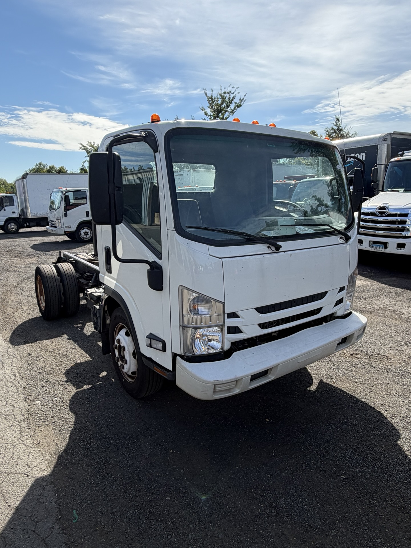 2022 Isuzu NPR HD