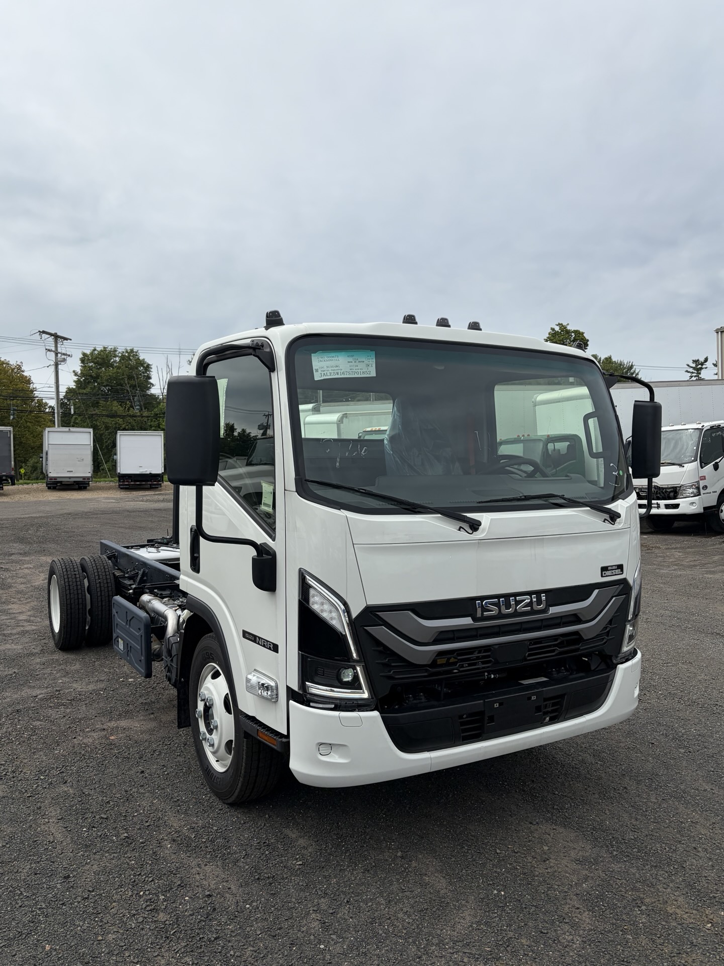 2025 Isuzu NRR