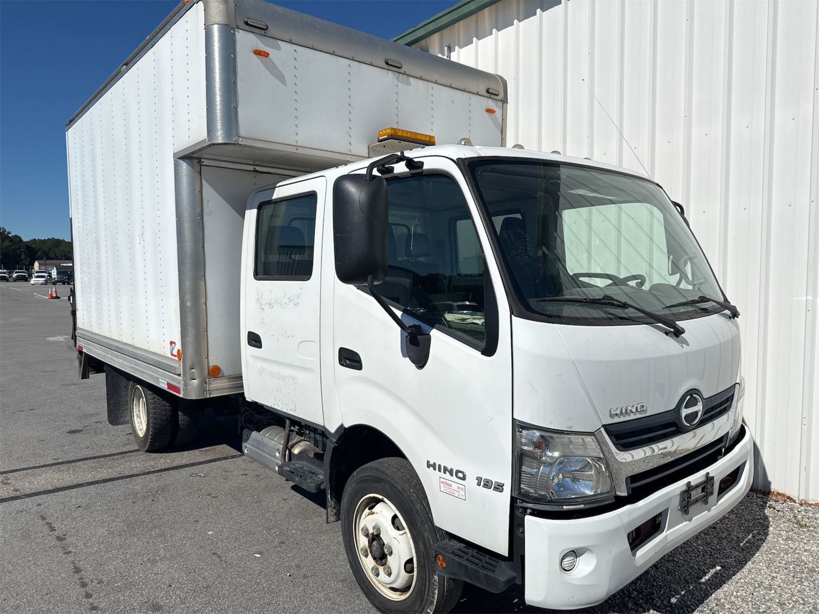 2020 Hino 195