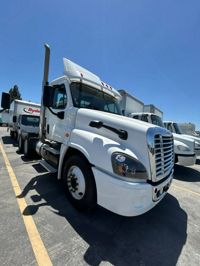 2017 Freightliner CASCADIA