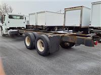 2015 Freightliner M2 106