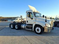 2018 Freightliner CASCADIA 125