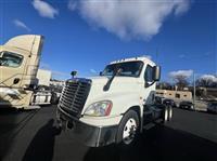 2017 Freightliner CASCADIA 125