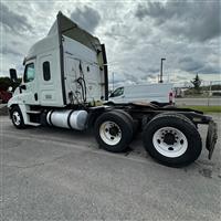 2018 Freightliner CASCADIA 125