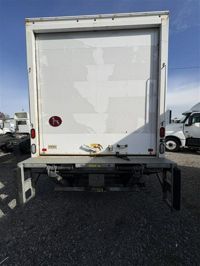 2017 Freightliner M2