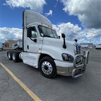 2017 Freightliner CASCADIA 125