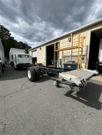 2019 Freightliner M2 106