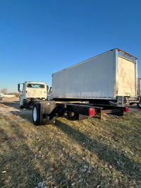 2018 Freightliner M2 106