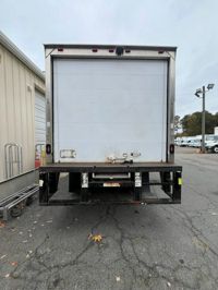 2018 Freightliner M2 106