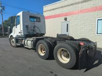 2019 Volvo VNL64T-300