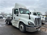 2017 Freightliner CASCADIA 125