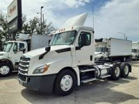 2019 Freightliner NEW CASCADIA PX12664