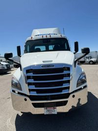 2020 Freightliner NEW CASCADIA 116