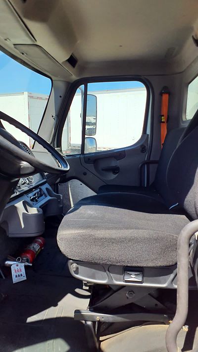 2019 Freightliner M2 106
