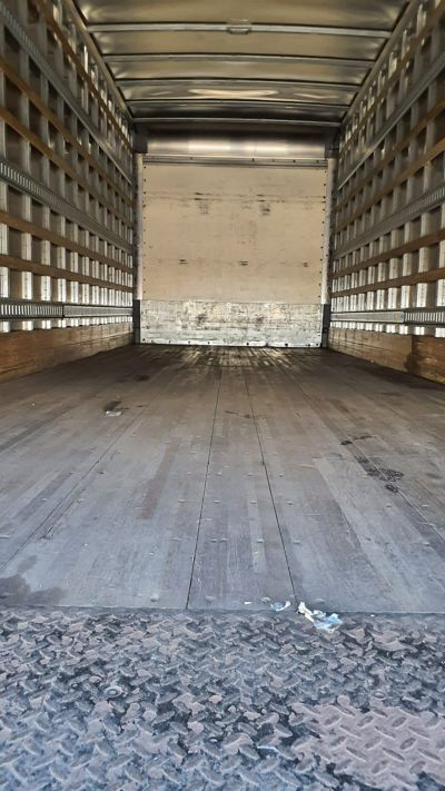 2022 Freightliner M2 106