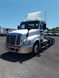 2018 Freightliner CASCADIA 125