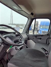 2018 Freightliner M2 106