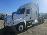 2018 Freightliner CASCADIA 125