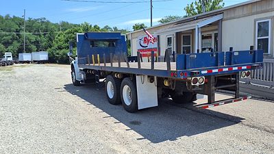 2020 Freightliner M2 106