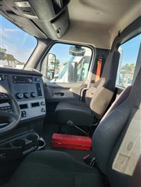 2020 Freightliner NEW CASCADIA 116