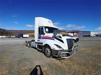 2019 Volvo VNL64T-300