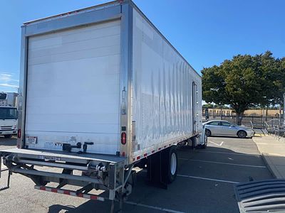 2018 Freightliner M2 106