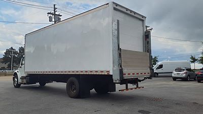 2018 Freightliner M2 106