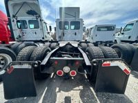 2017 Freightliner CASCADIA 125
