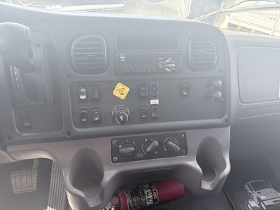 2020 Freightliner M2 106