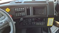 2020 Volvo VNR64T-640