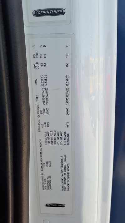 2020 Freightliner M2 106