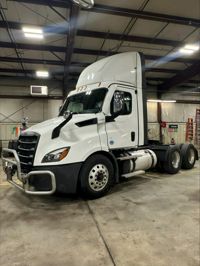 2023 Freightliner CASCADIA PX11664ST