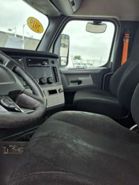 2019 Freightliner NEW CASCADIA PX12664