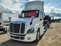 2019 Freightliner CASCADIA 125