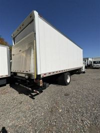 2019 Freightliner M2 106