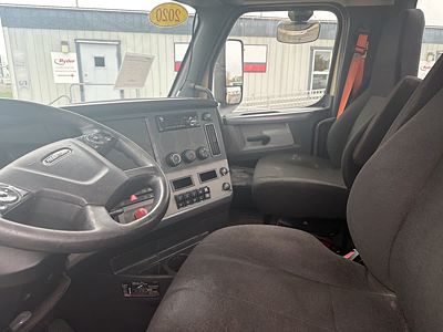 2020 Freightliner NEW CASCADIA PX12664