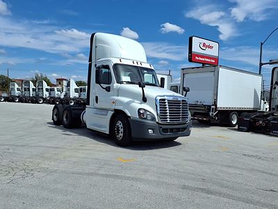 2019 Freightliner CASCADIA 125
