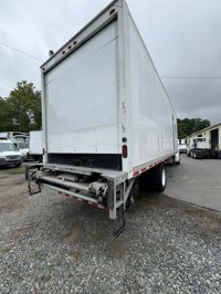 2018 Freightliner M2 106