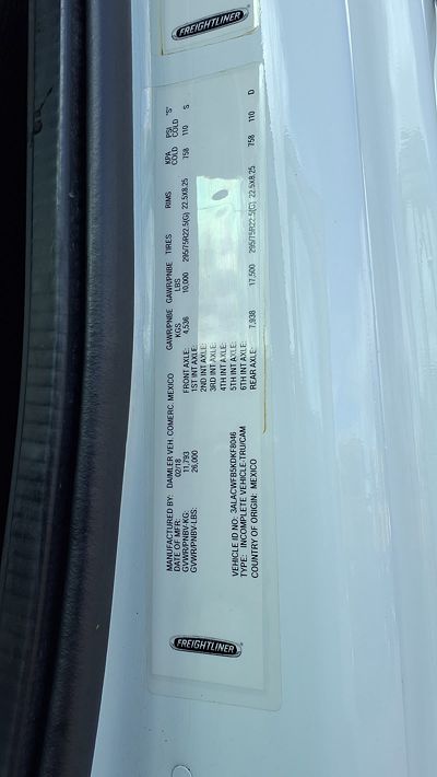 2019 Freightliner M2 106