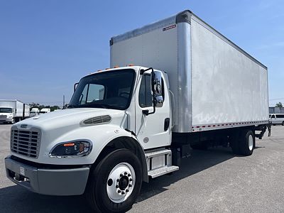 2021 Freightliner M2 106