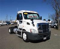 2012 Freightliner CASCADIA 113