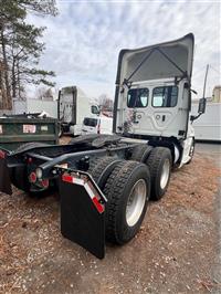 2018 Freightliner CASCADIA 125