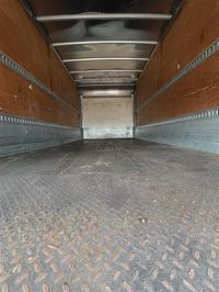 2015 Freightliner M2 106