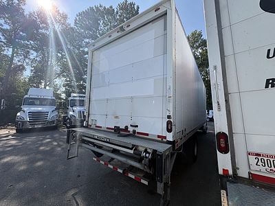 2020 Freightliner M2 106