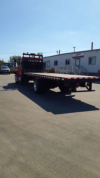 2018 Freightliner M2 106