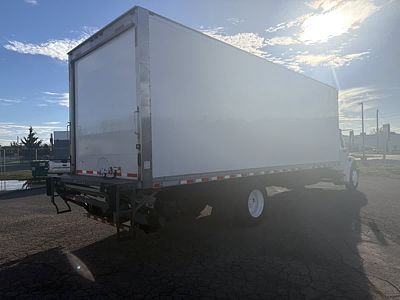 2020 Freightliner M2 106