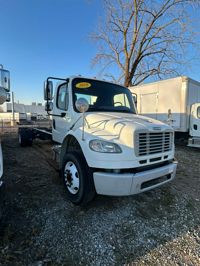2018 Freightliner M2 106